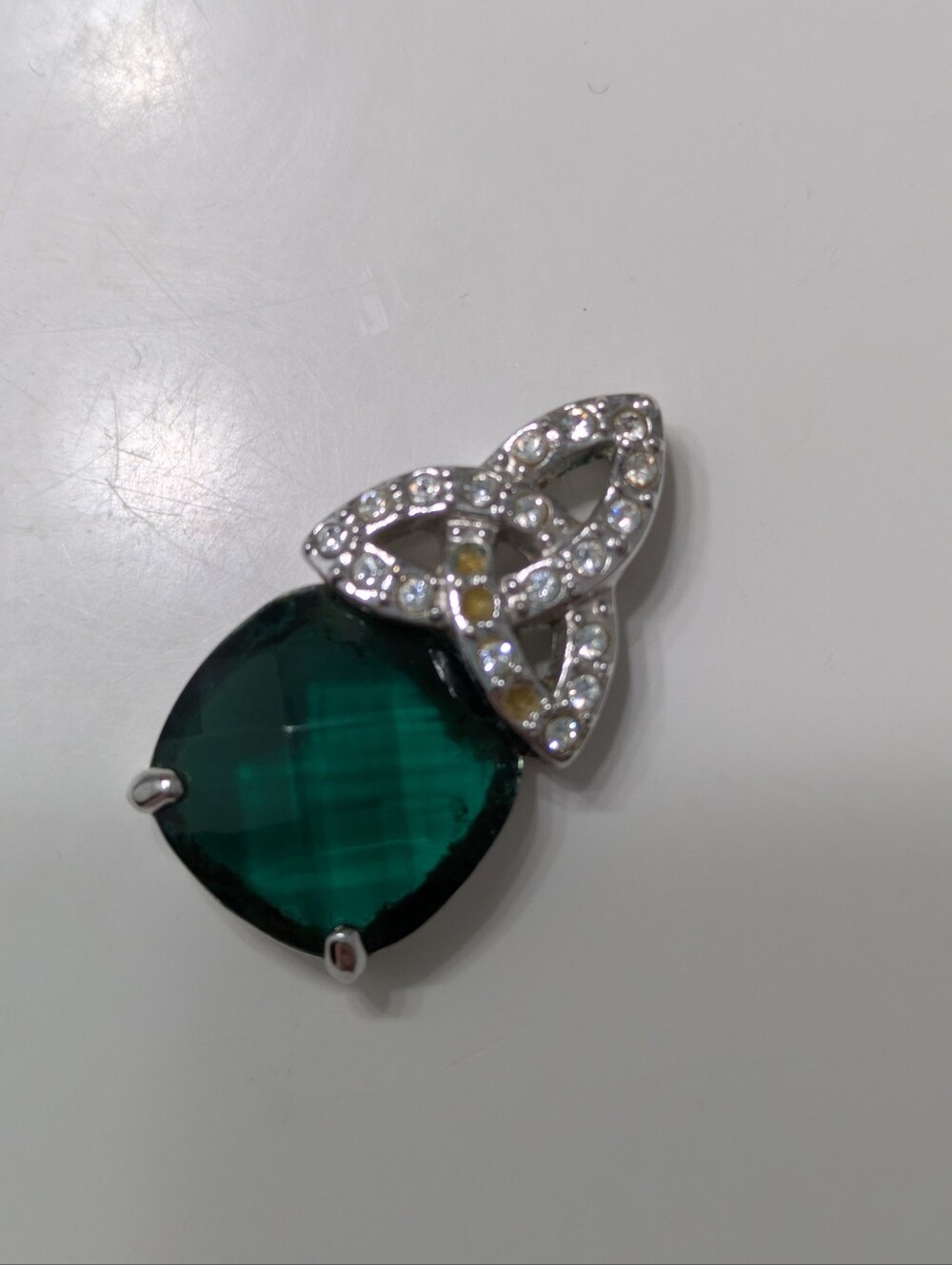 Trinity Celtic Pendant Amulet Green Stone And Paver Crystals Made In Ireland